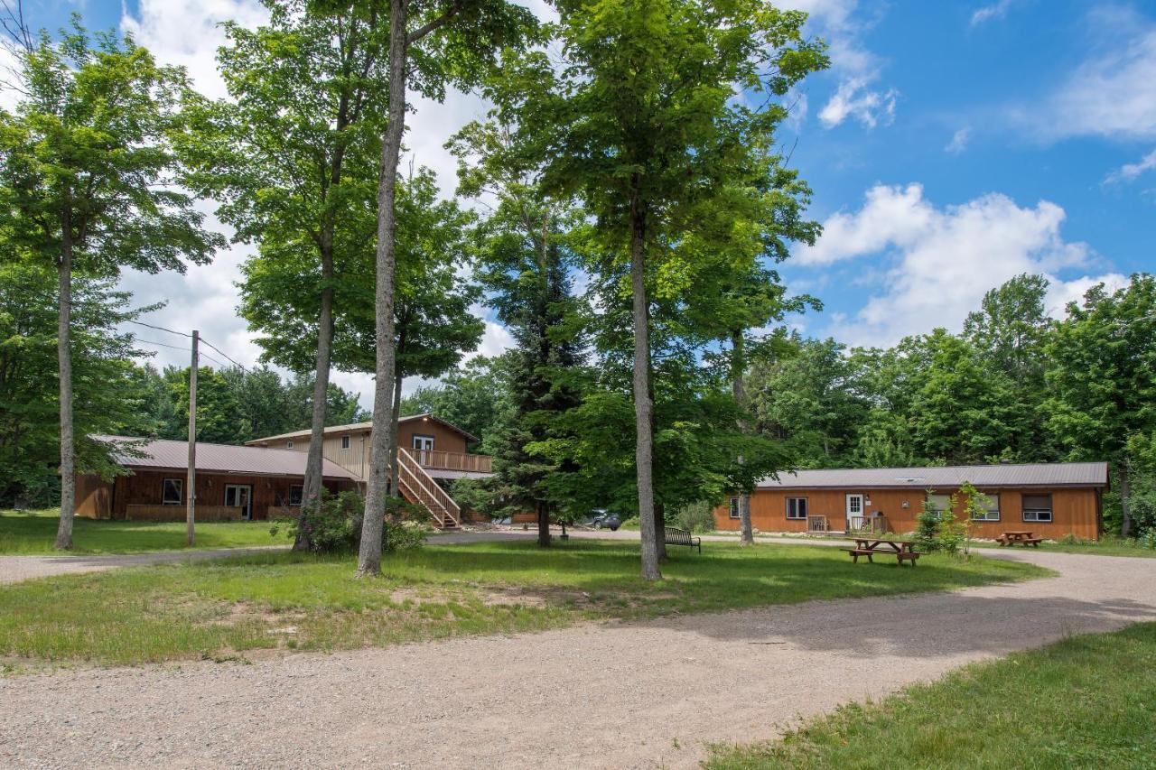 Madawaska Lodge-Cottage Zewnętrze zdjęcie
